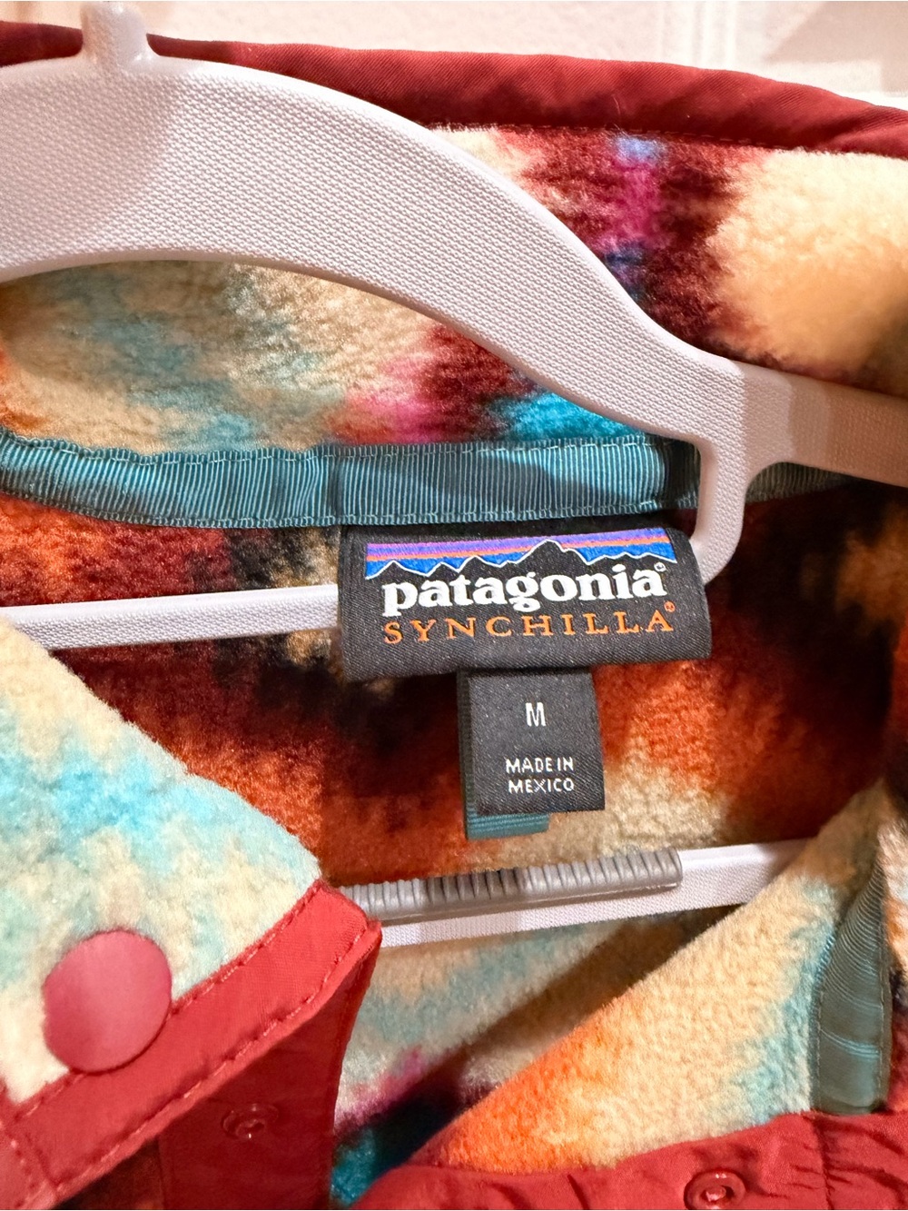 Patagonia Synchilla Fleece Jacket - Teal, Rust & Cream Pattern - Picture 2 of 3